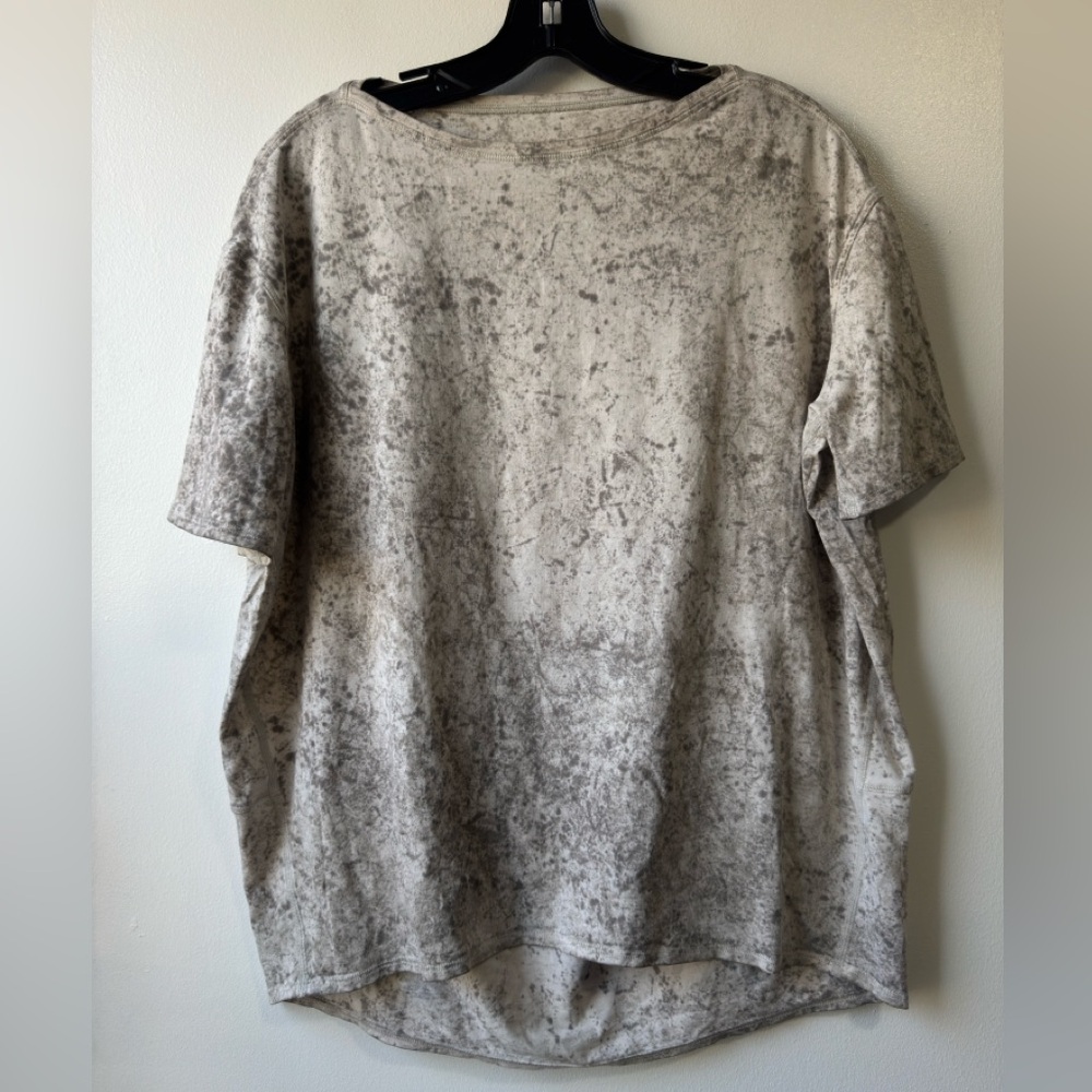 lululemon athletica Marble Gray Short Sleeve Tee